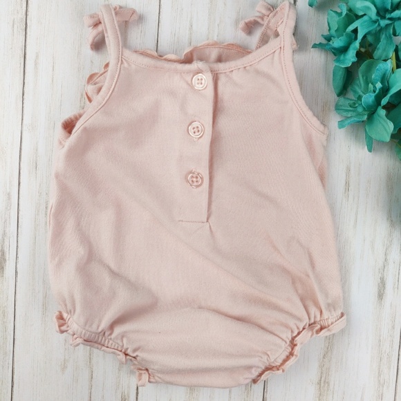 Kardashian Kids baby girl Yardage bubble romper - Picture 2 of 8